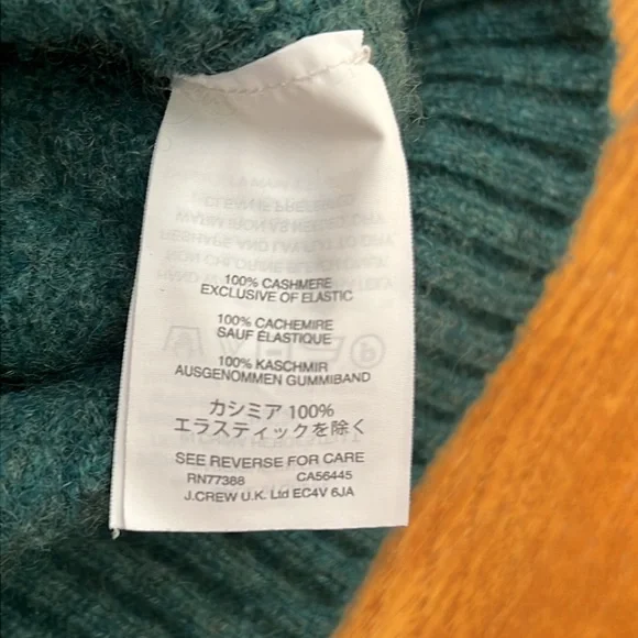SOLD! J. Crew 100% Cashmere Cropped Waffle V Neck Sweater Emerald Medium - Picture 3 of 4